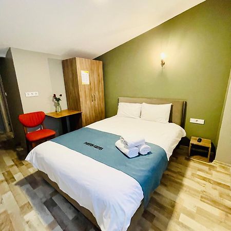 Puffin Boutique - Istanbul Hostel Екстериор снимка