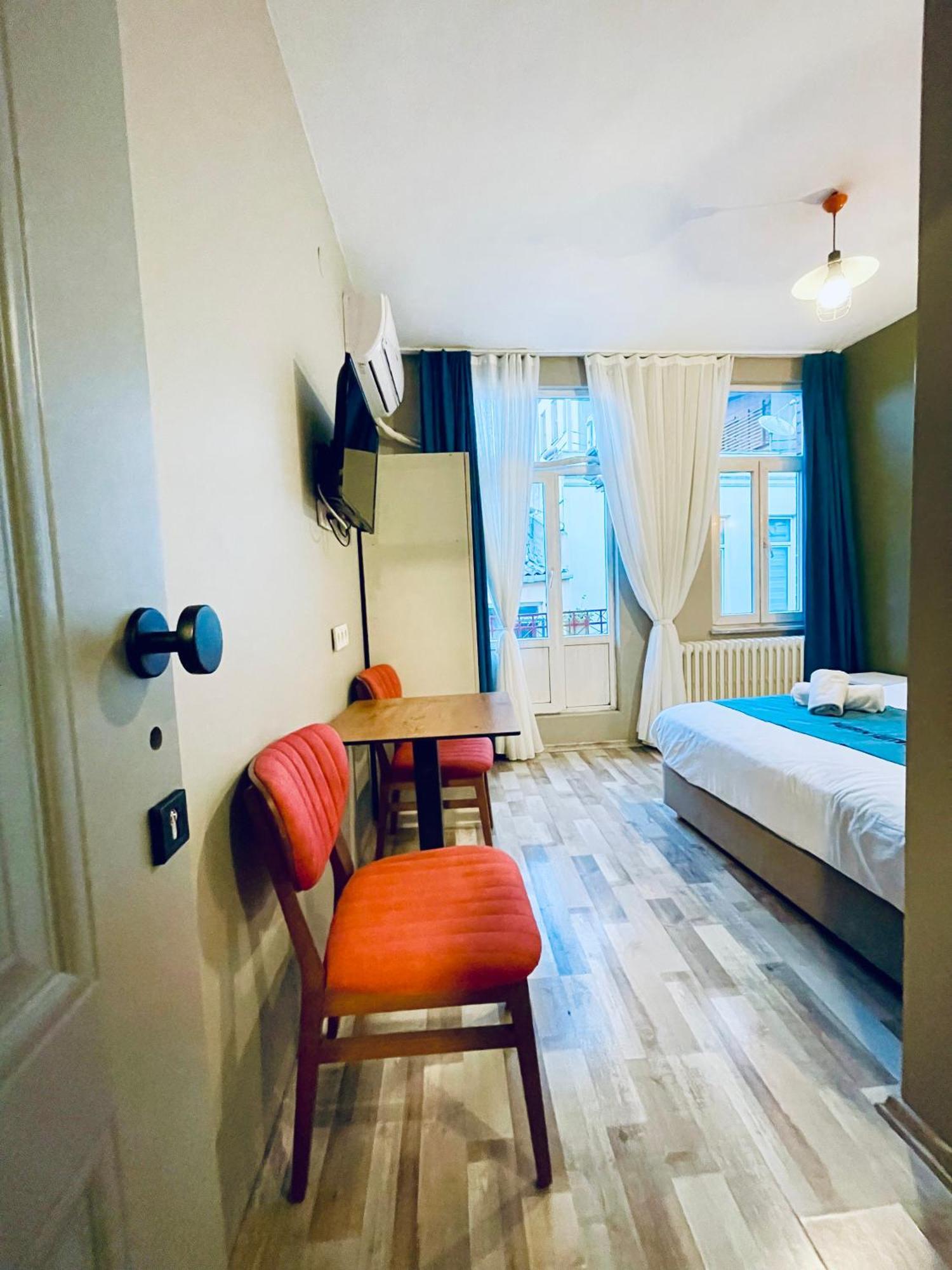 Puffin Boutique - Istanbul Hostel Екстериор снимка
